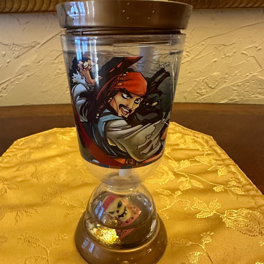 Pirates of the Caribbean Plastic Tumbler with character scenes